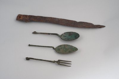 Esslöffel, Messer und Gabel von Roman